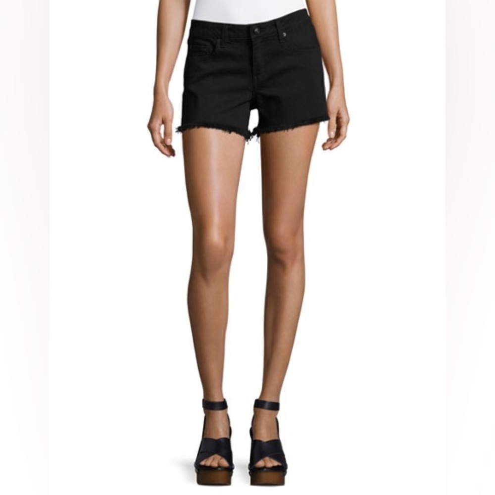 DEREK LAM 10 CROSBY
Quinn Mid-Rise Girlfriend Cutoff Shorts (10)